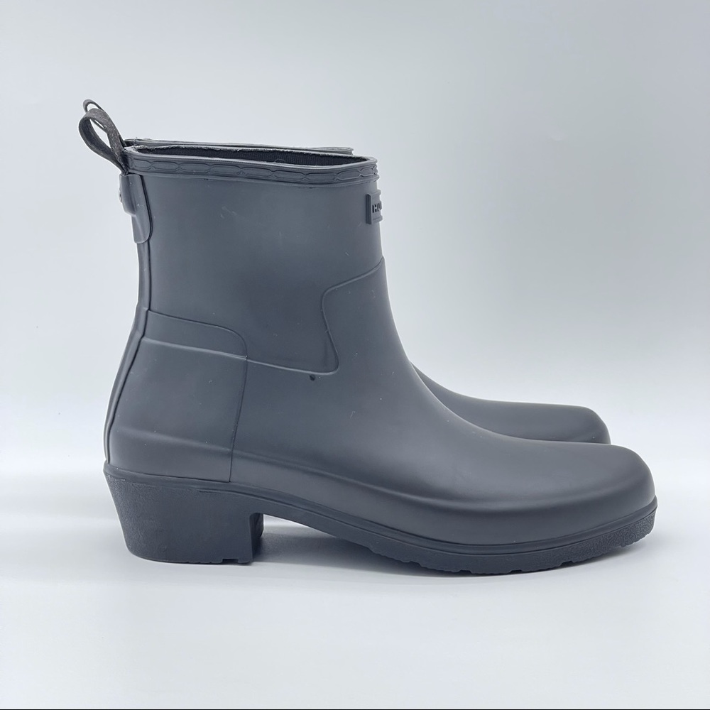 Hunter Black Matte Low Ankle Rain Boots.